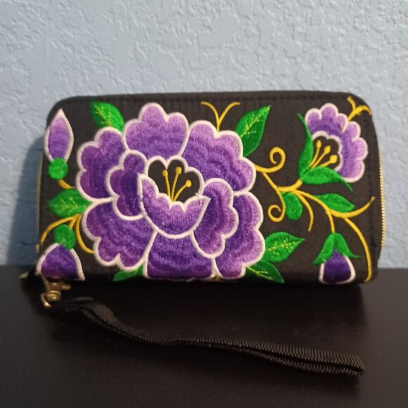 Unbranded Handbags - Embroidered, Double-Zip Wallet